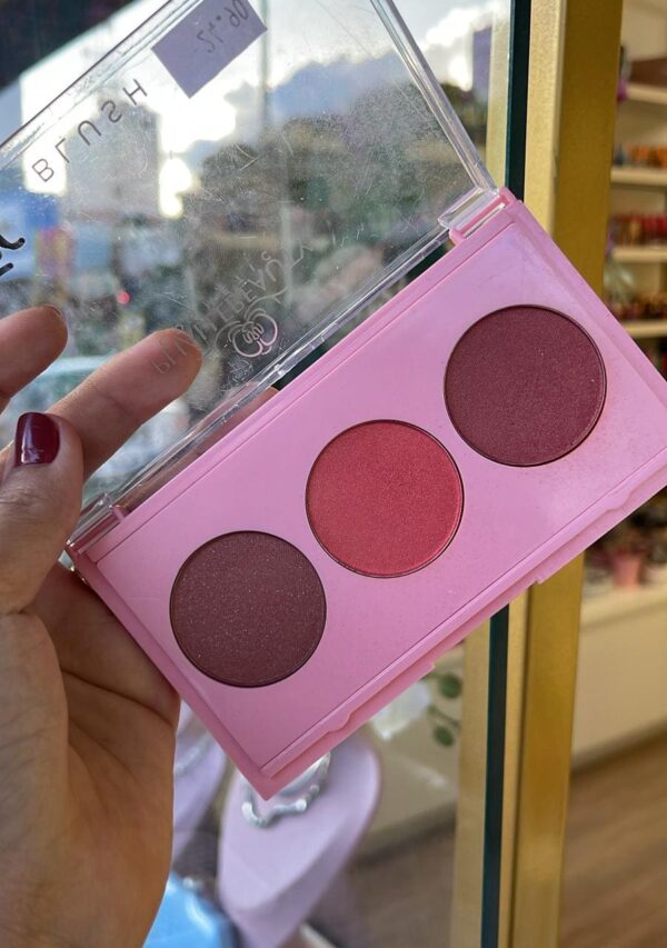 Blush Phallebeauty